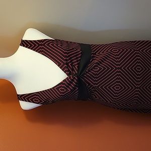 BISOU BISOU Black and Deep Pink Dress Size 4